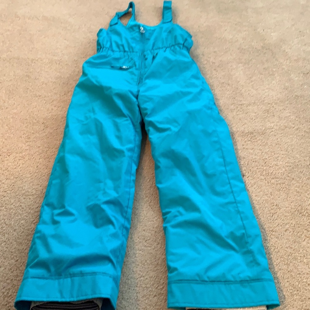 Girls Obermeyer snow/ski pants.